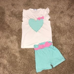 Heart outfit